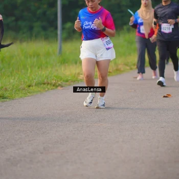 Runner Photo 8141842