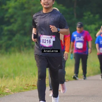 Runner Photo 8141844