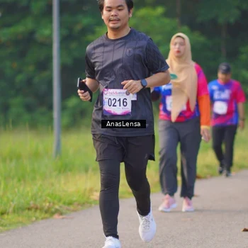 Runner Photo 8141851