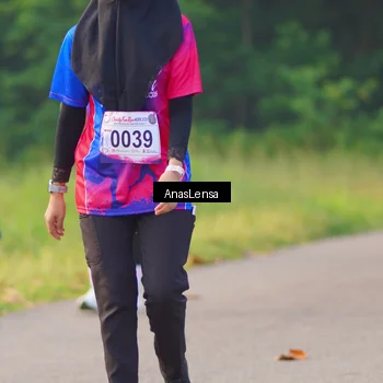 Runner Photo 8142000