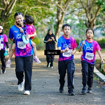 Runner Photo 8142040