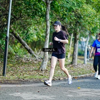 Runner Photo 8142154