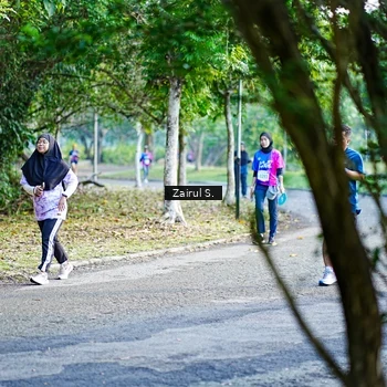 Runner Photo 8142352