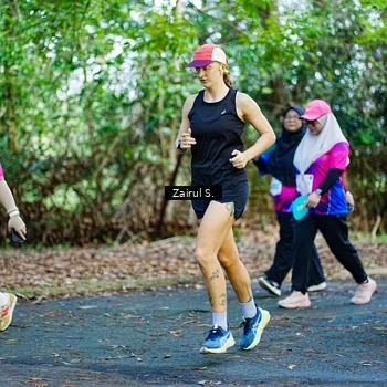 Runner Photo 8142374