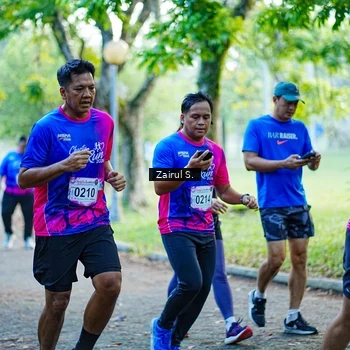 Runner Photo 8142419