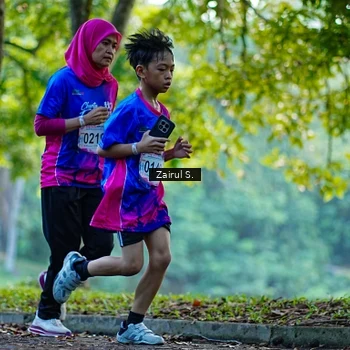 Runner Photo 8142453