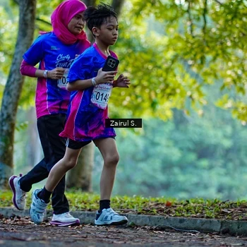 Runner Photo 8142459