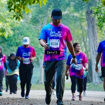 Runner Photo 8142541