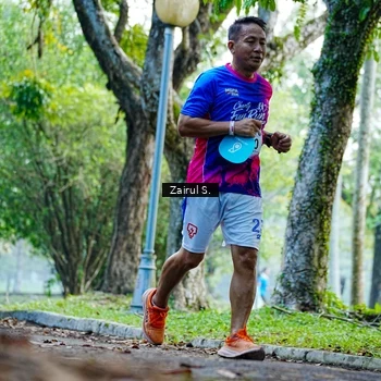 Runner Photo 8142635