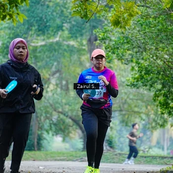 Runner Photo 8142745