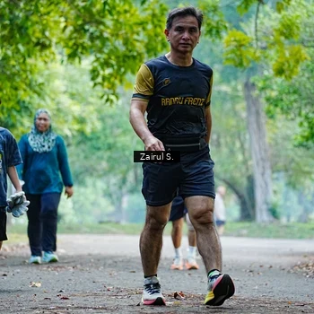Runner Photo 8142759