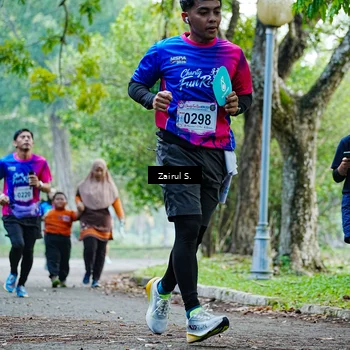Runner Photo 8142824