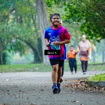Runner Photo 8142847