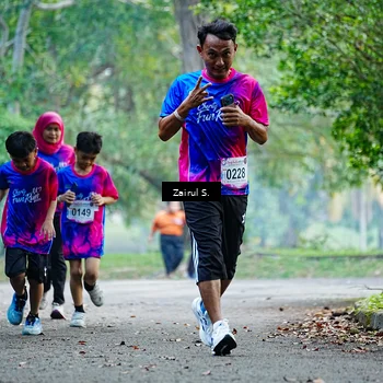 Runner Photo 8142854