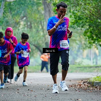 Runner Photo 8142859