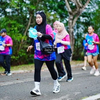 Runner Photo 8143023