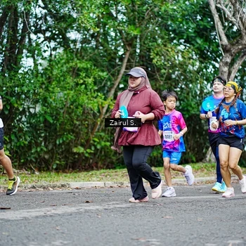 Runner Photo 8143045