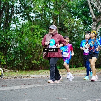 Runner Photo 8143046