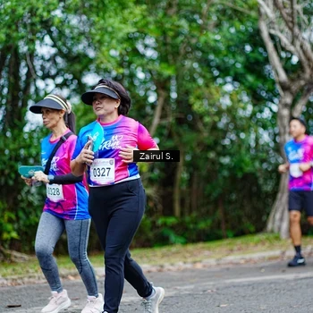 Runner Photo 8143048