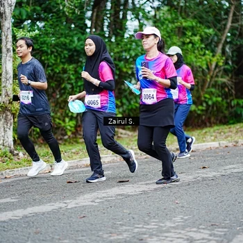 Runner Photo 8143062