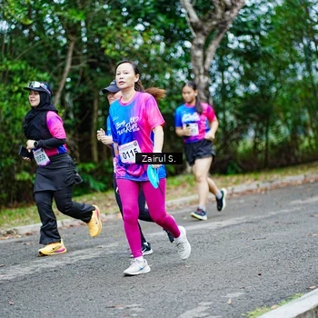 Runner Photo 8143064
