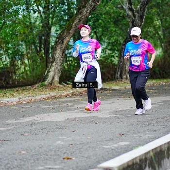 Runner Photo 8143100