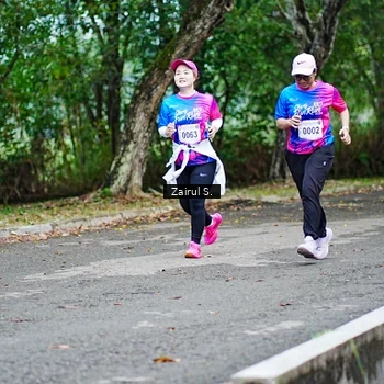 Runner Photo 8143101