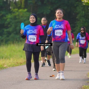 Runner Photo 8143111