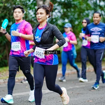 Runner Photo 8143153