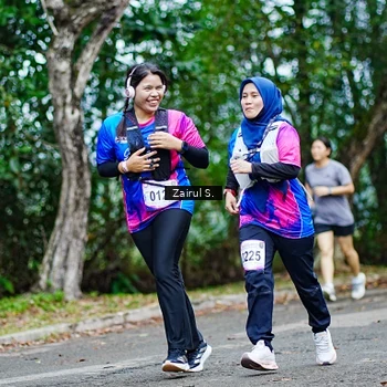 Runner Photo 8143186
