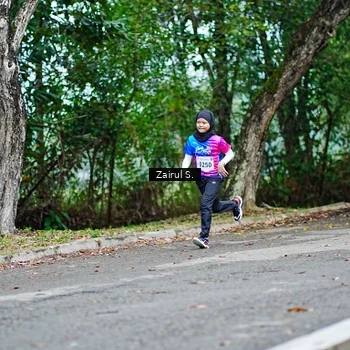 Runner Photo 8143189