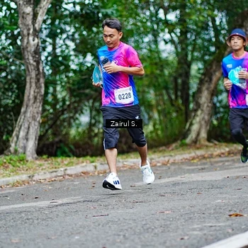 Runner Photo 8143194