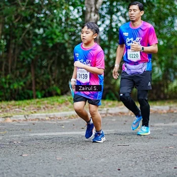 Runner Photo 8143209