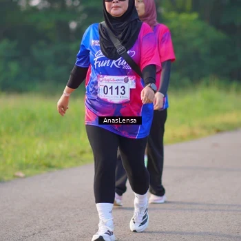 Runner Photo 8143253
