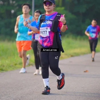 Runner Photo 8143282