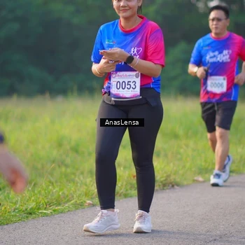 Runner Photo 8143296