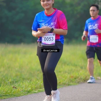 Runner Photo 8143301