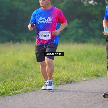Runner Photo 8143303