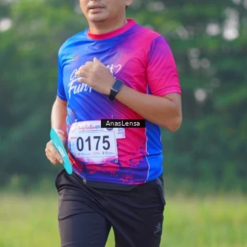 Runner Photo 8143310