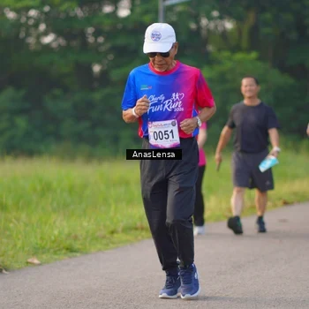 Runner Photo 8143331