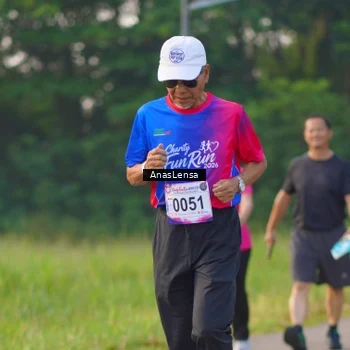 Runner Photo 8143335