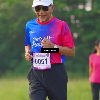 Runner Photo 8143339