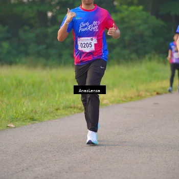 Runner Photo 8143390