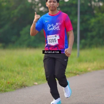 Runner Photo 8143419
