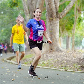 Runner Photo 8143445