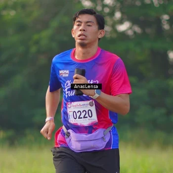 Runner Photo 8143663