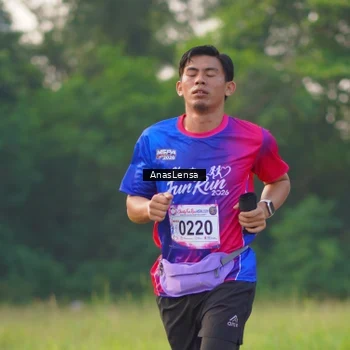 Runner Photo 8143664