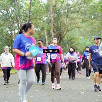 Runner Photo 8143676