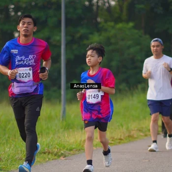 Runner Photo 8143691