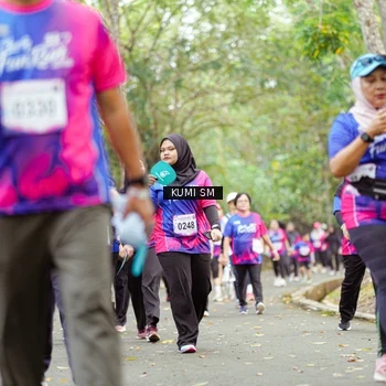 Runner Photo 8143697
